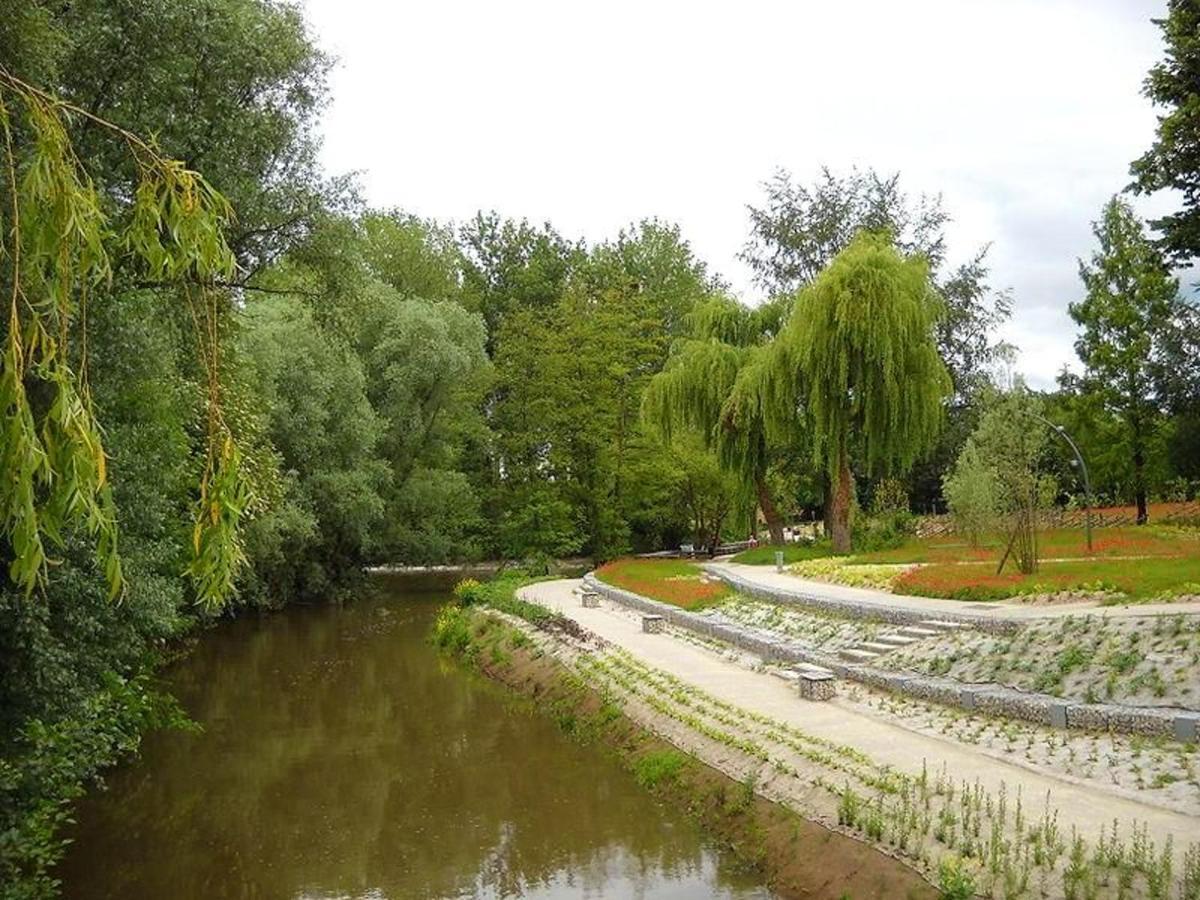 Maison Charmante A Ri Avec Jardin Et Terrasse Villa Ri Exterior foto