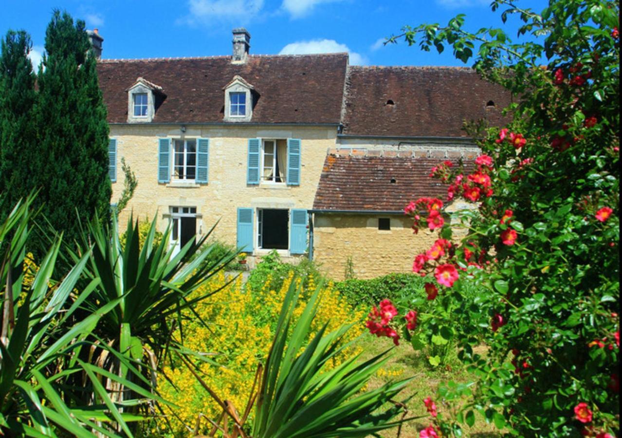 Maison Charmante A Ri Avec Jardin Et Terrasse Villa Ri Exterior foto